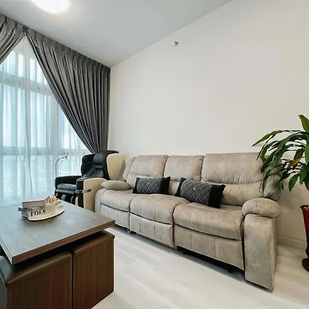 Paradigm Residence By Antlerzone Johor Bahru Exterior photo